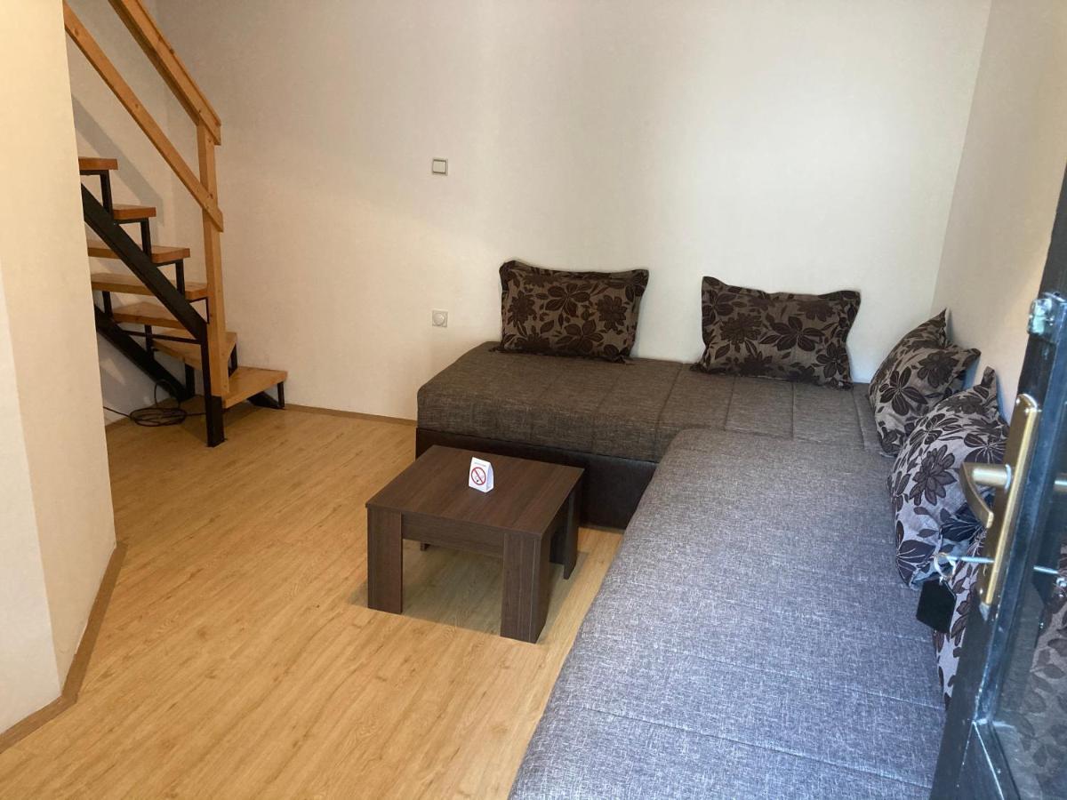 B&B Villa Pipacs Feketić Buitenkant foto
