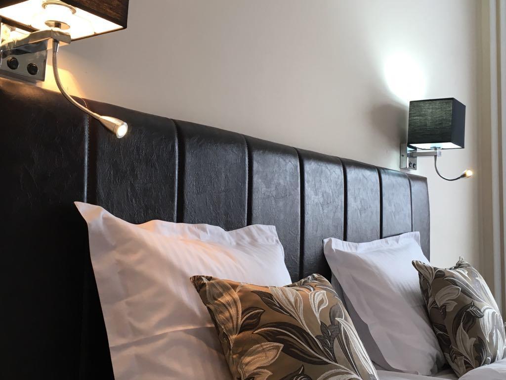 B&B Villa Pipacs Feketić Buitenkant foto